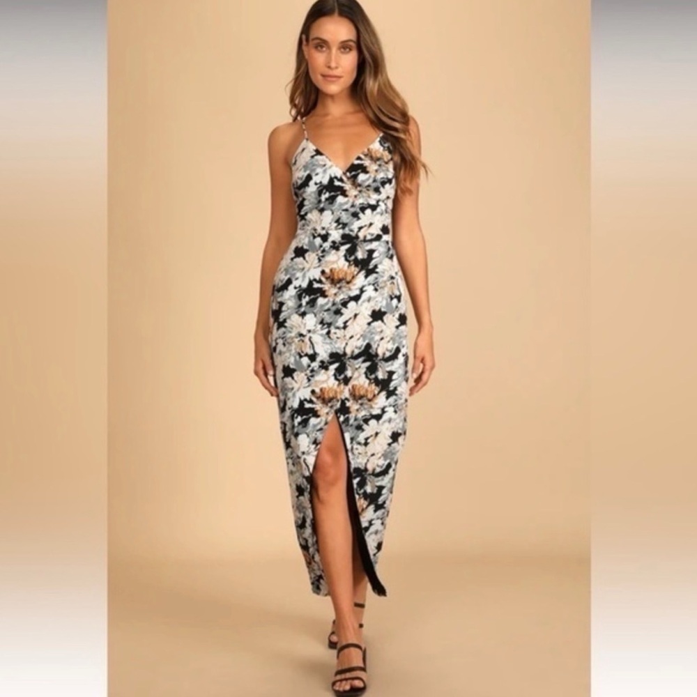 Lulu's Black and White Floral Midi Dress